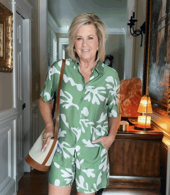 SUMMER TRENDS 2025 MATCHING SETS WOMEN OVER 50